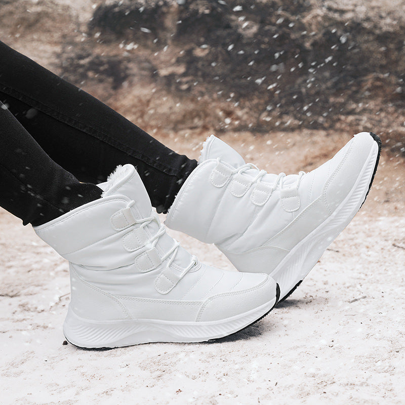 Damen Winterstiefel mit rutschfester Sohle und isolierender Fütterung EB