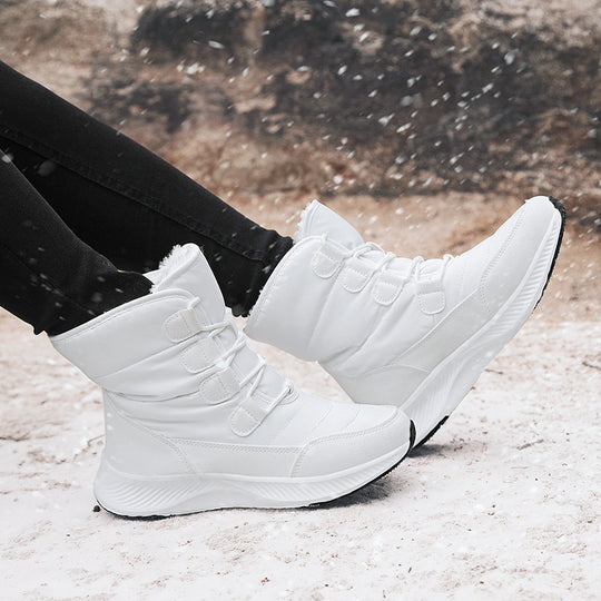 Damen Winterstiefel mit rutschfester Sohle und isolierender Fütterung EB