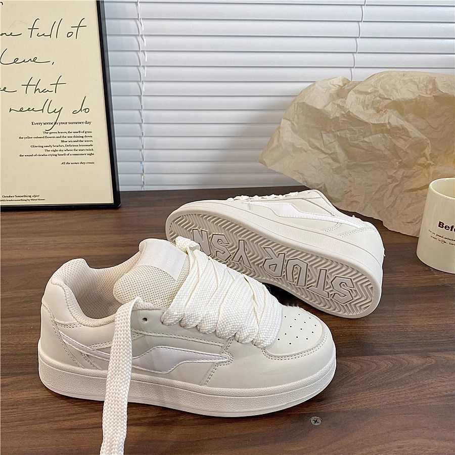 Damen Sneakers mit komfortabler Polsterung und stylischem Design EB