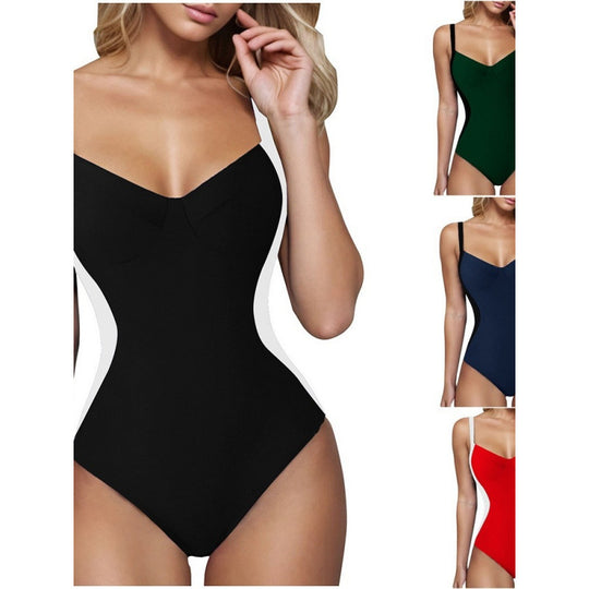 Damen Einteiliger Badeanzug mit modischem Schnitt und femininer Silhouette EB
