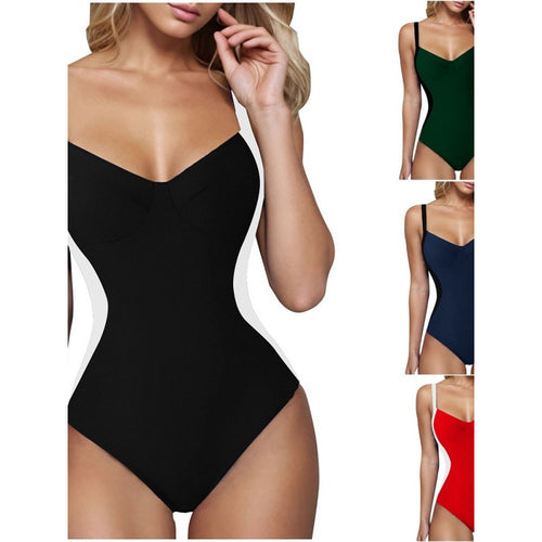Damen Einteiliger Badeanzug mit modischem Schnitt und femininer Silhouette EB
