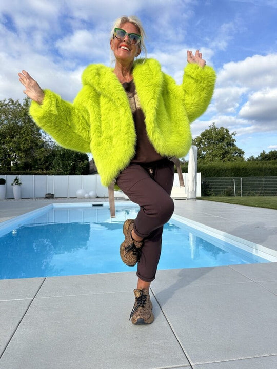 Damen Modische Fleecejacke mit weich gefüttertem Kragen und weitem Schnitt EB