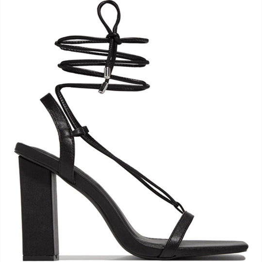 Damen Hochhackige Sandalen mit eleganten Riemen und verstellbarem Knöchelriemen EB