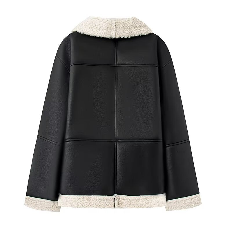 Damen Kunstlederjacke mit warmem Sherpa-Futter und praktischen Taschen EB