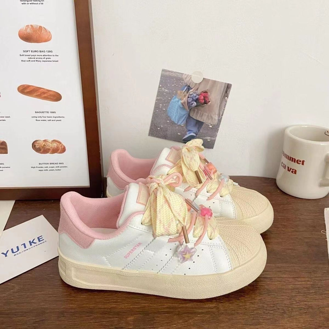 Damen modische Sneaker mit floralem Dekor und dämpfendem Sohlenprofil EB