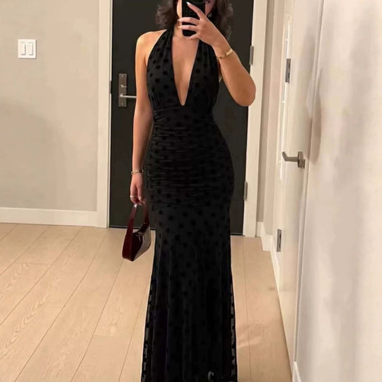 Damen Elegantes Maxikleid mit tiefem V-Ausschnitt und filigranen Rüschen EB