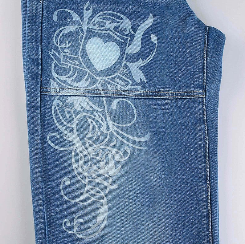 Damen weite Jeans mit einzigartigem grafischen Design EB