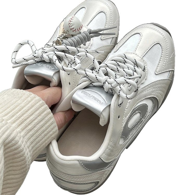 Damen sportliche Sneakers mit innovativem dämpfenden Sohlenprofil EB