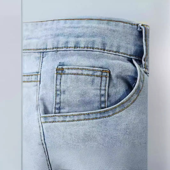 Herren Destroyed Jeans mit modernen Distressed-Effekten EB