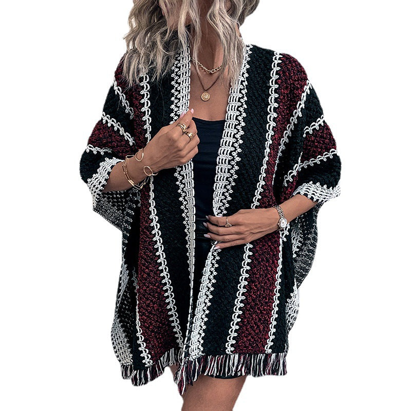 Damen Strickponcho mit V-Ausschnitt und Fransen EB