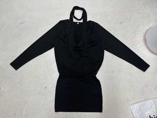 Damen nan figurbetontes Langarm-Minikleid mit Wickel‑V‑Ausschnitt, angesetzter Schluppe und taillierter Raffung EB