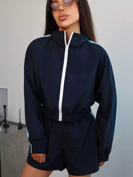 Damen sportliches Set aus funktional atmungsaktivem Material mit Reißverschluss und elastischem Bund EB