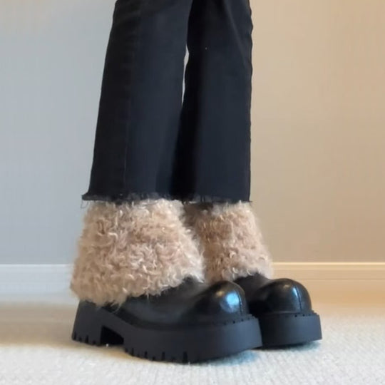 Damen modische Plateau-Stiefel mit flauschigem Schafteil und robuster Sohle EB
