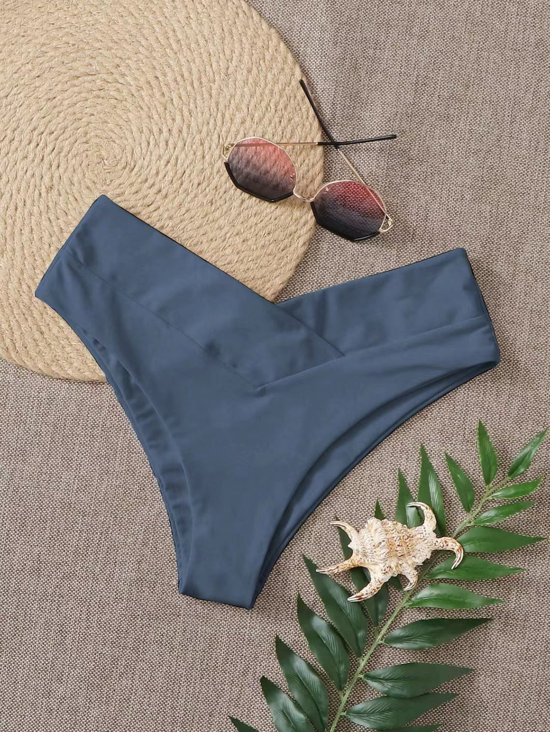 Damen Hochgeschnittenes Bikini-Unterteil EB
