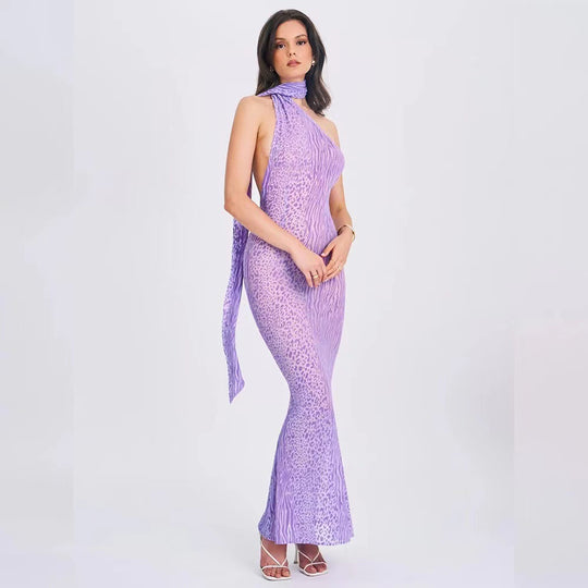 Damen Elegantes Maxikleid mit asymmetrischem Schnitt und zarter Tiermotiv-Optik EB