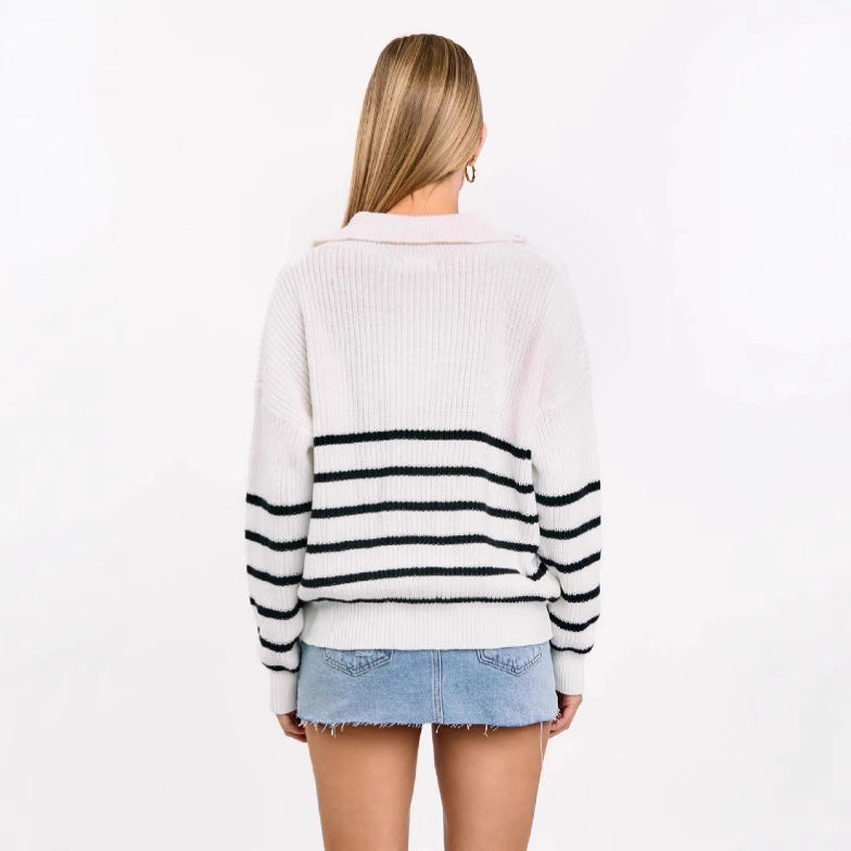 Damen sportlicher Strickpullover mit halbem Reißverschluss und Streifenmuster EB