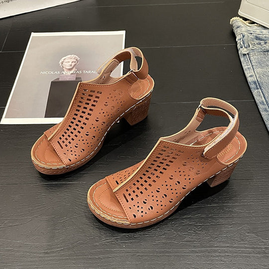 Damen Halbschuhe mit perforiertem Design und komfortablem Blockabsatz EB