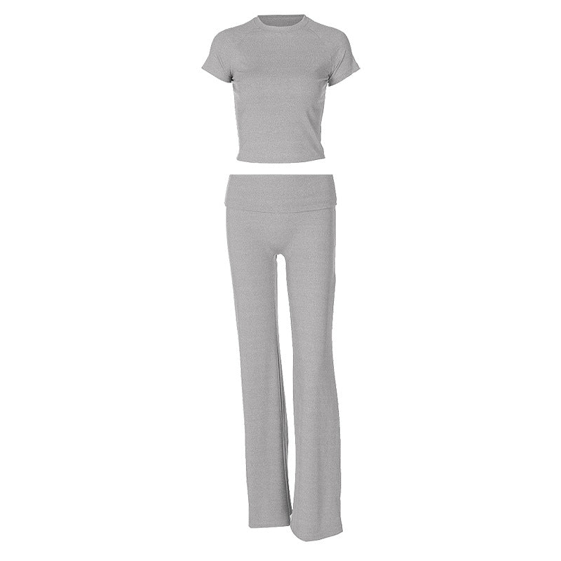 Damen Sportliches Set mit cropped Oberteil und ausgestellten Hosen EB