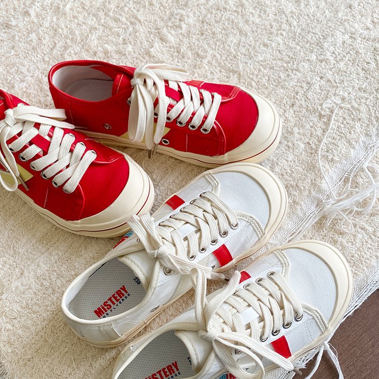 Damen Sportliche Sneaker mit Kontrastnähten und hochwertigem Material EB