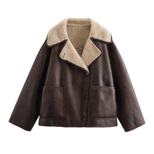 Damen Kunstlederjacke mit weichem Kragen und praktischen Taschen EB