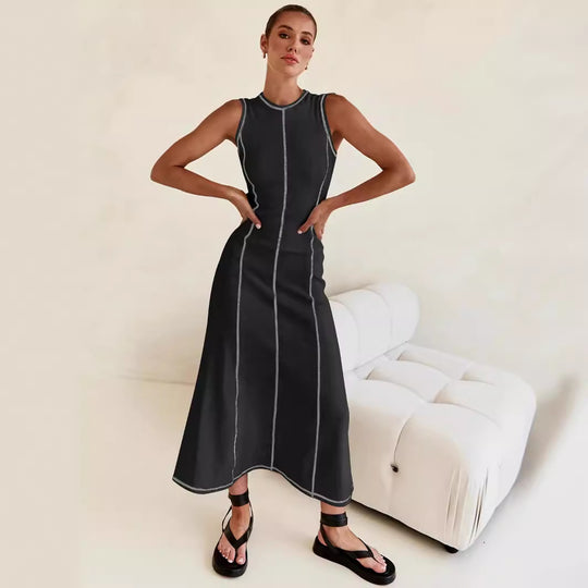 Damen Elegantes Maxikleid mit subtilen Nähdetails EB