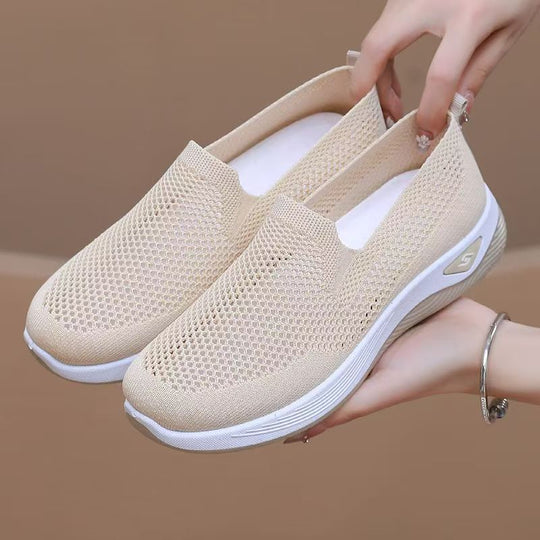 Damen luftige Slip-On Sneaker mit flexiblem Mesh-Obermaterial EB