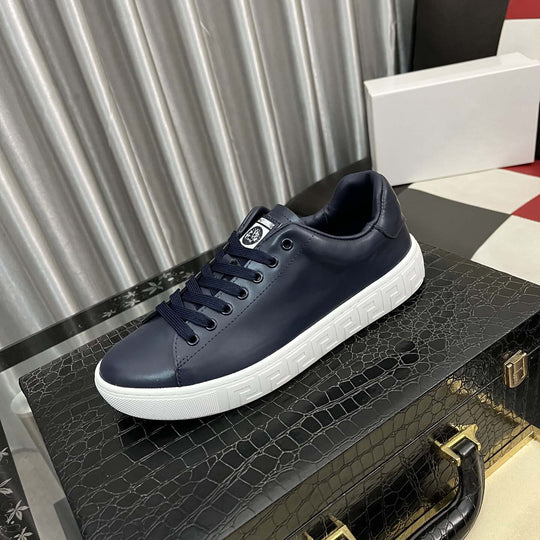 Damen Sneakers mit modischem Design und einzigartigem Markendetail EB