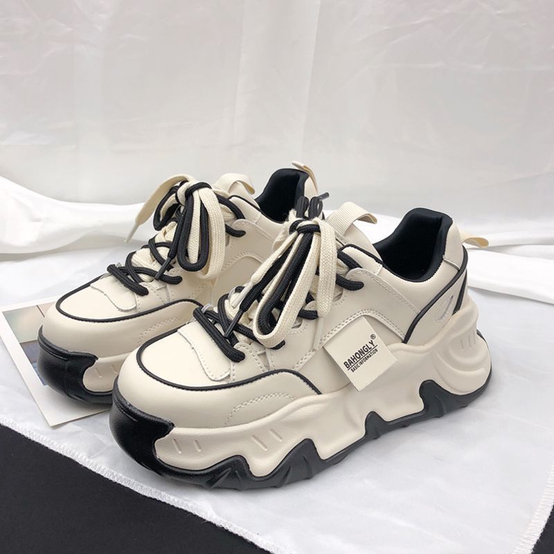 Damen trendige Chunky-Sneaker mit strapazierfähigem Obermaterial und markantem Profil EB