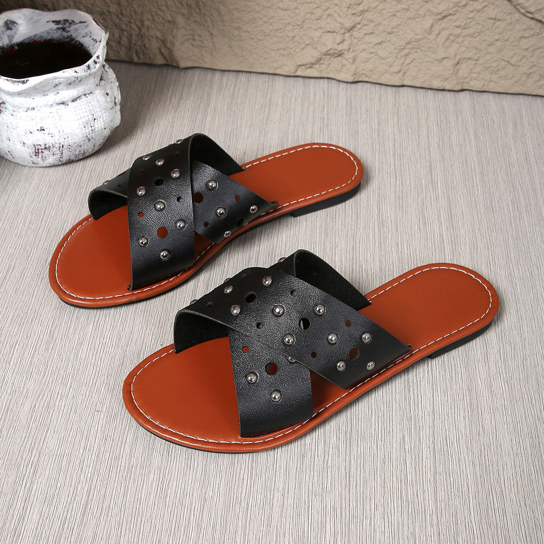 Damen Riemensandalen mit glänzenden Nieten und komfortabler Fußbettgestaltung EB