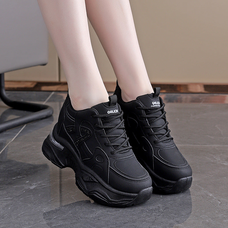 Damen modische Sneakers mit dämpfenden Eigenschaften und sportlichem Design EB