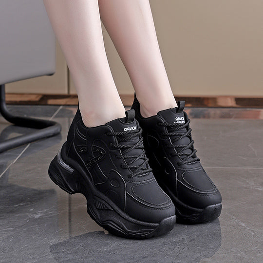 Damen modische Sneakers mit dämpfenden Eigenschaften und sportlichem Design EB