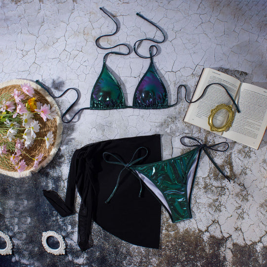 Damen Glänzender Triangel-Bikini mit Wickelrock EB