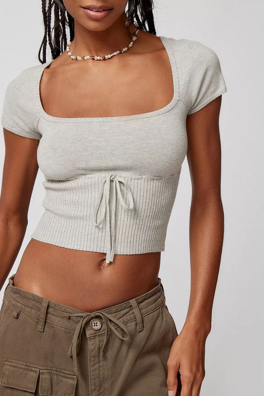 Damen Cropped Strickoberteil mit variabler Schnürung und tiefem Ausschnitt EB