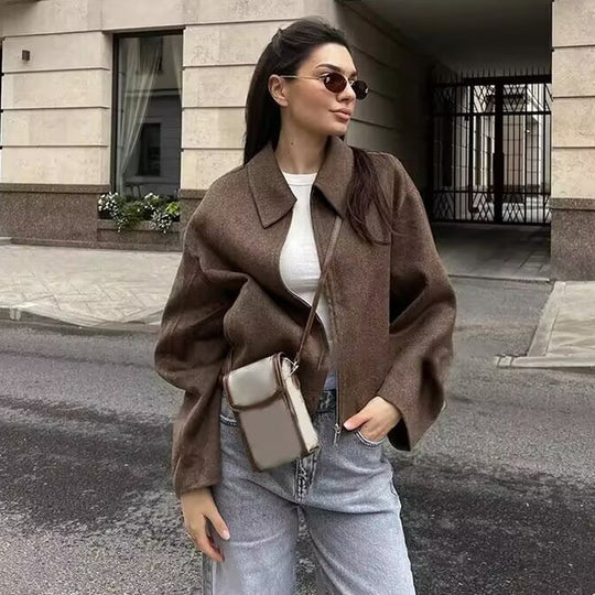 Damen modische Übergangsjacke aus hochwertigem Material mit elegantem Schnitt EB