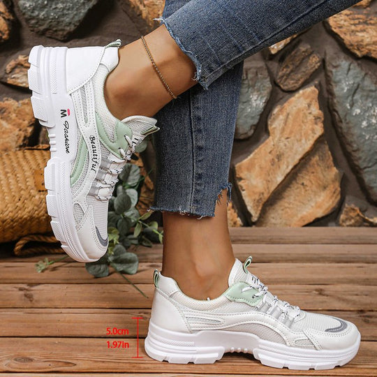 Damen Sportliche Sneakers mit atmungsaktivem Mesh-Obermaterial und komfortabler Dämpfung EB