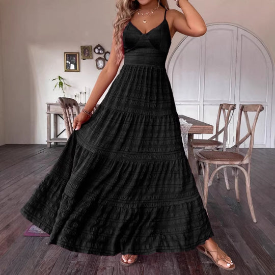 Damen Maxikleid mit schwingendem Rock und zarten Spaghettiträgern EB