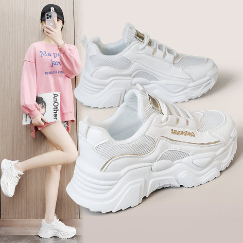 Damen Sportliche Sneakers mit modischer Metallic-Applikation und strukturierter Oberfläche EB