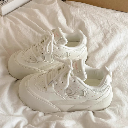 Damen Sportliche Sneakers mit übergroßem Sohlenprofil und atmungsaktiven Einsätzen EB