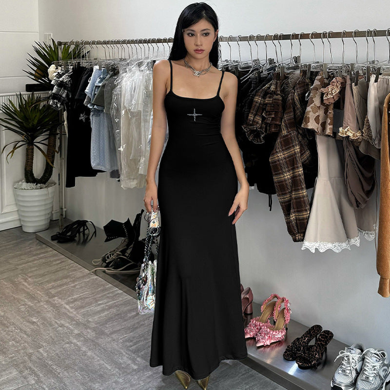 Damen Elegantes Maxikleid mit verstellbaren Trägern und Paillettenverzierung EB