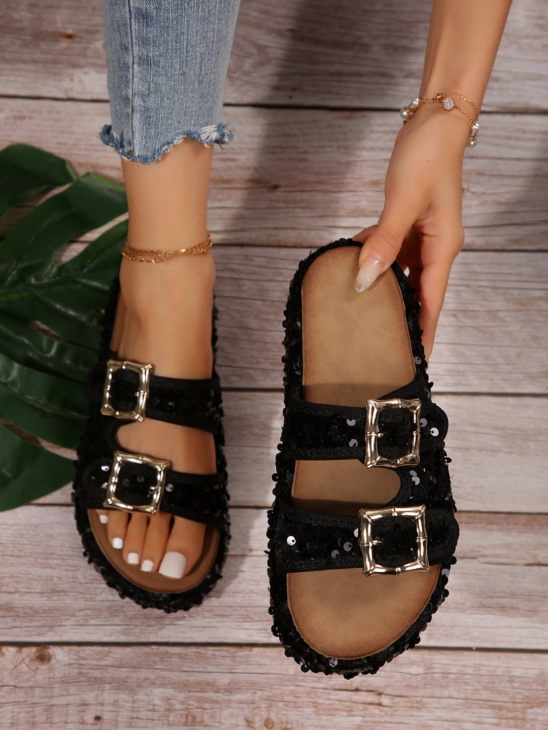 Damen Komfortable Clogs mit doppeltem Klettverschluss und modischem Design EB