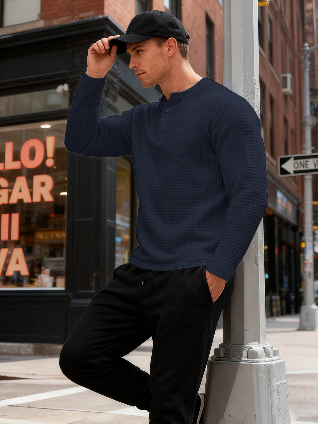 Herren nan strukturiertes Henley-Langarmshirt aus Waffelstrick mit Stehkragen und schmaler Silhouette EB
