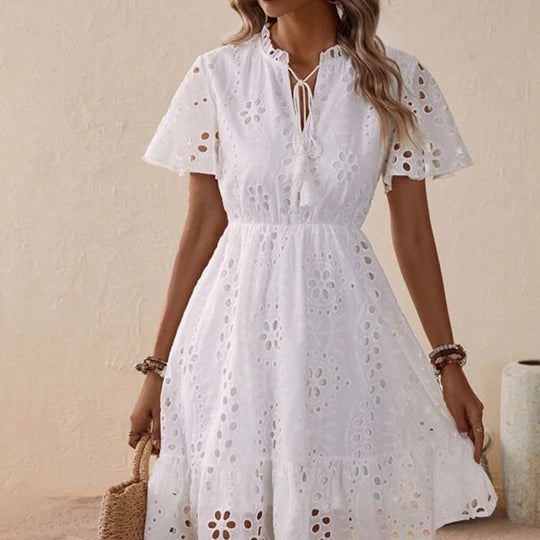 Damen Freizeitkleid mit Lochmuster und lockerer Passform EB