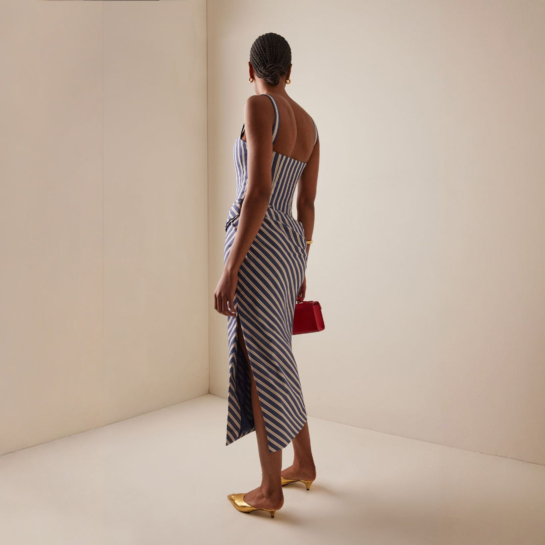 Damen Maxikleid mit asymmetrischen Drapierungen und hohem Schlitz EB