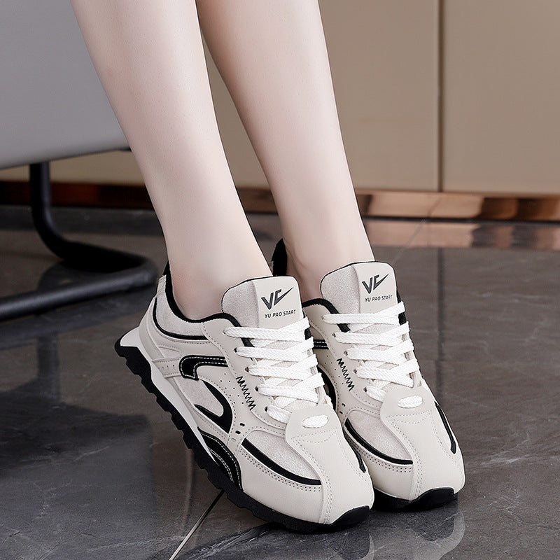 Damen Lauf-Sneaker mit rutschfestem Profil und atmungsaktiver Obermaterialstruktur EB