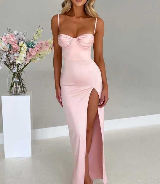 Damen Elegantes Abendkleid mit schmalem Schnitt und tiefem Schlitz EB
