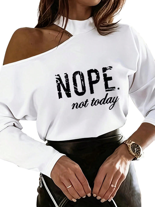 Damen Sweatshirt mit asymmetrischem Ausschnitt und kreativem Schriftzug EB