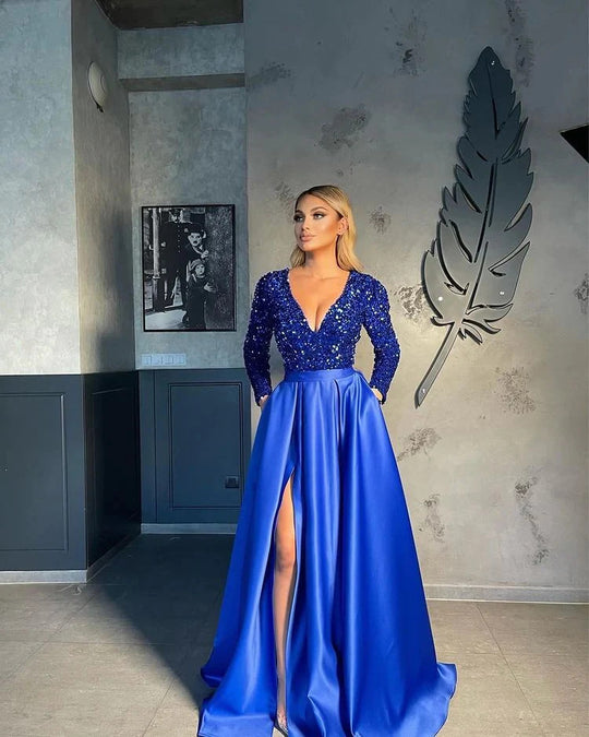 Damen Glamouröses Abendkleid mit funkelnden Pailletten und hohem Schlitz EB