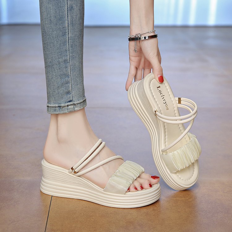Damen bequeme Wedgesandalen mit modischem Rüschendetail EB
