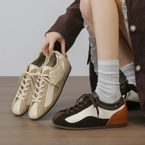 Damen Sportliche Sneaker mit hochwertigem Wildleder-Obermaterial EB