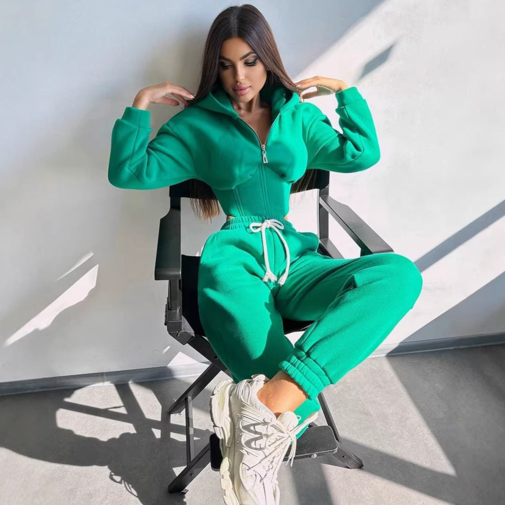 Damen Crop-Kapuzenjacke mit Korsagennaht und High-Waist Jogginghose EB